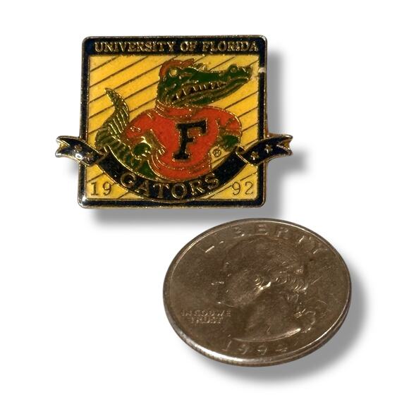 Vintage 1992 Florida Gators Lapel Pin University of Florida Gold Tone & Enamel - Picture 4 of 4